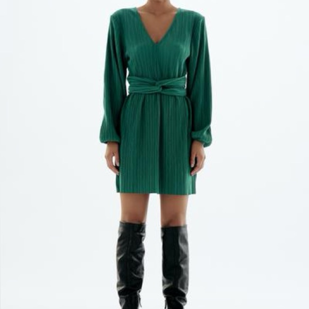 Zara Green Long Sleeve Dress